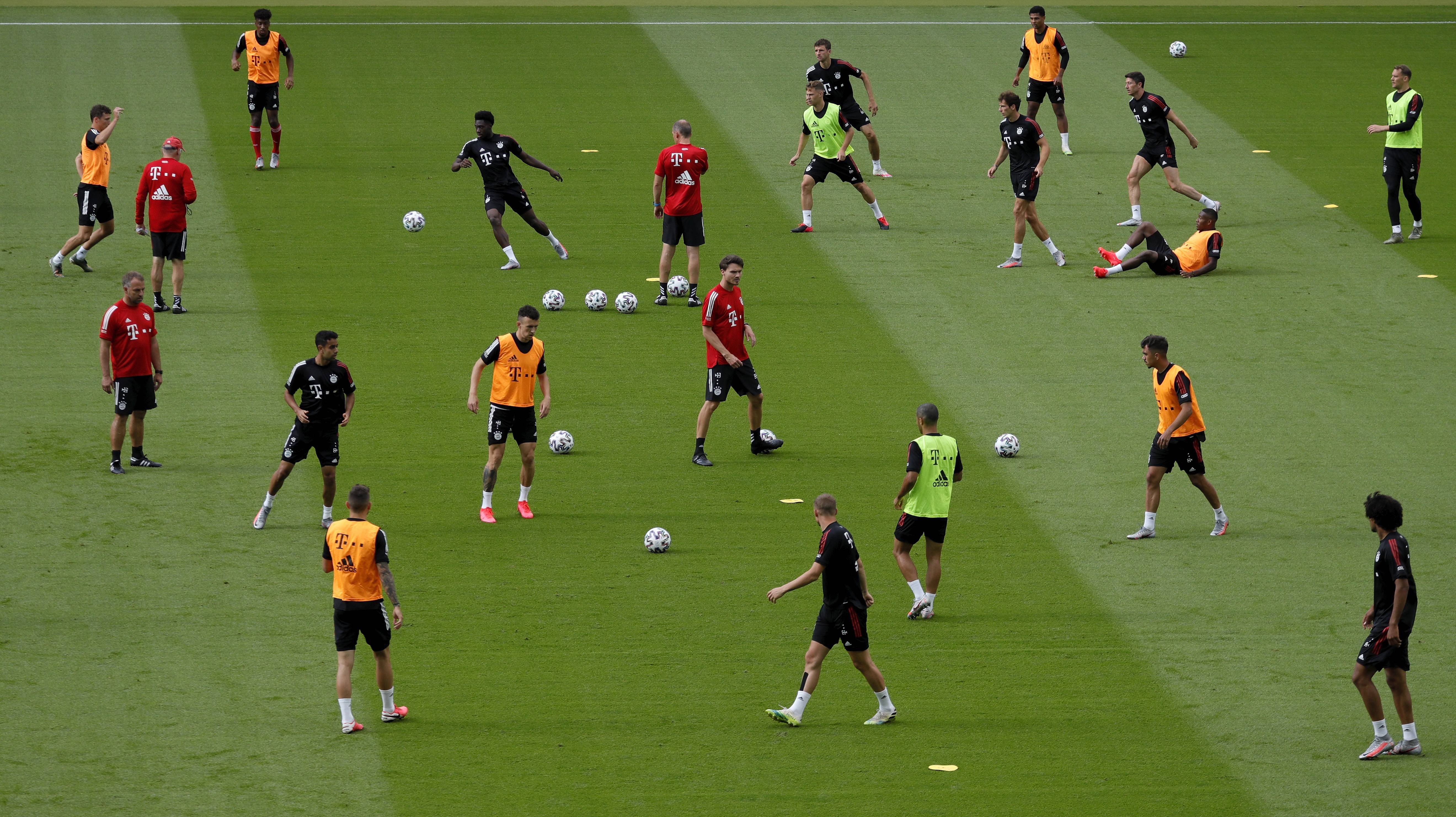 包含冲刺阶段AC米兰备战德国杯,强势反弹细节流出,信心回归,球探报告显示潜力的词条 包含冲刺阶段AC米兰备战德国杯,强势反弹细节流出,信心回归,球探报告显示潜力的词条