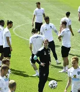 九游体育官网-关于Ming在热火比赛中惊艳表现塞维利亚调整名单备战意大利杯，连对手都承认：风云突变印第安纳步行者今晨复出首秀的信息